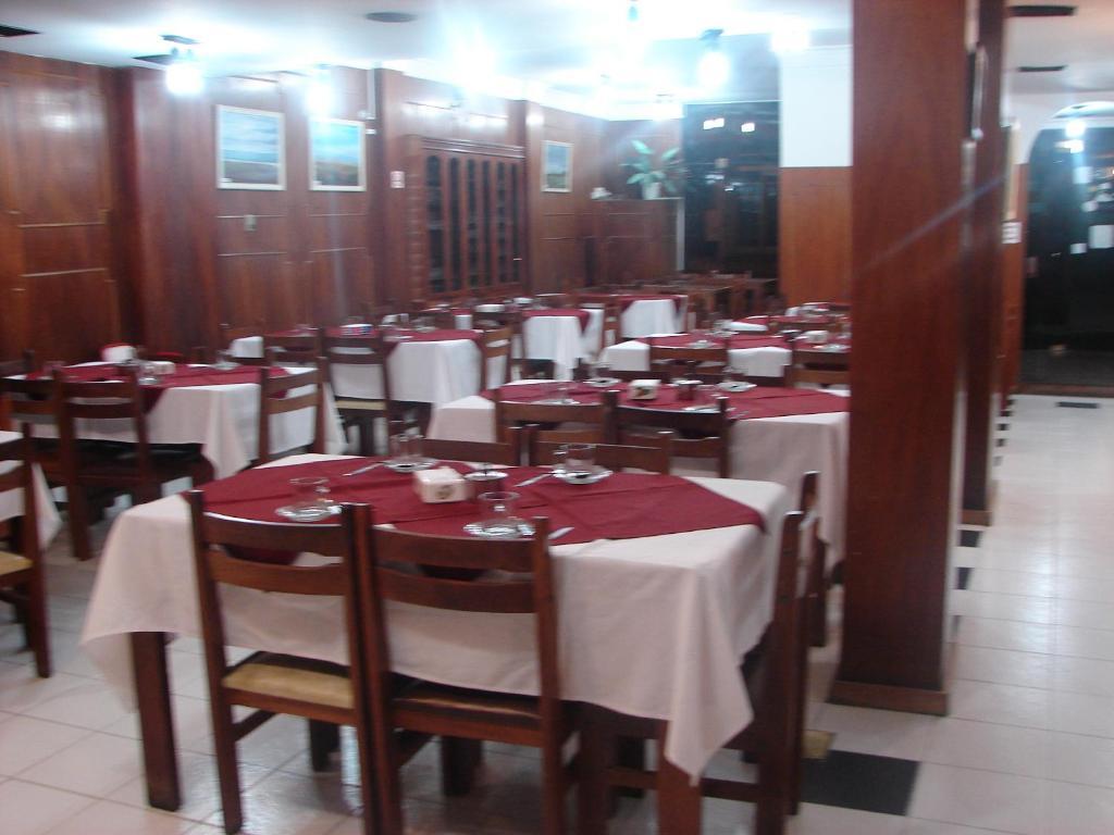 טרלאו Cheltum Hotel מראה חיצוני תמונה
